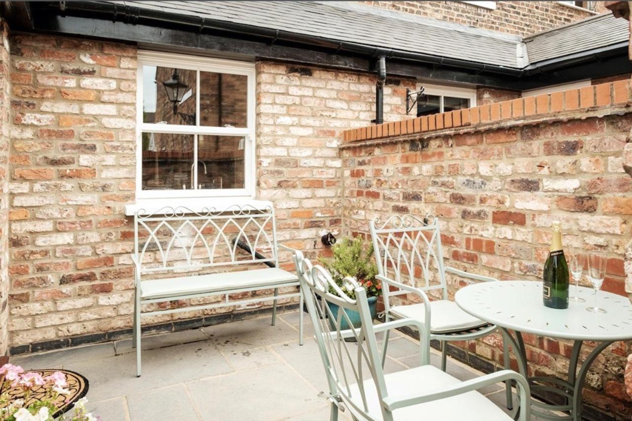 Villa 107 And 109 Nunnery Lane York Esterno foto